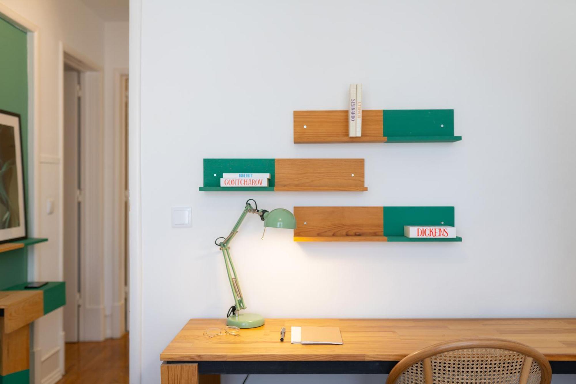 Desterro 2 - Historical Four-bedroom Lisbon