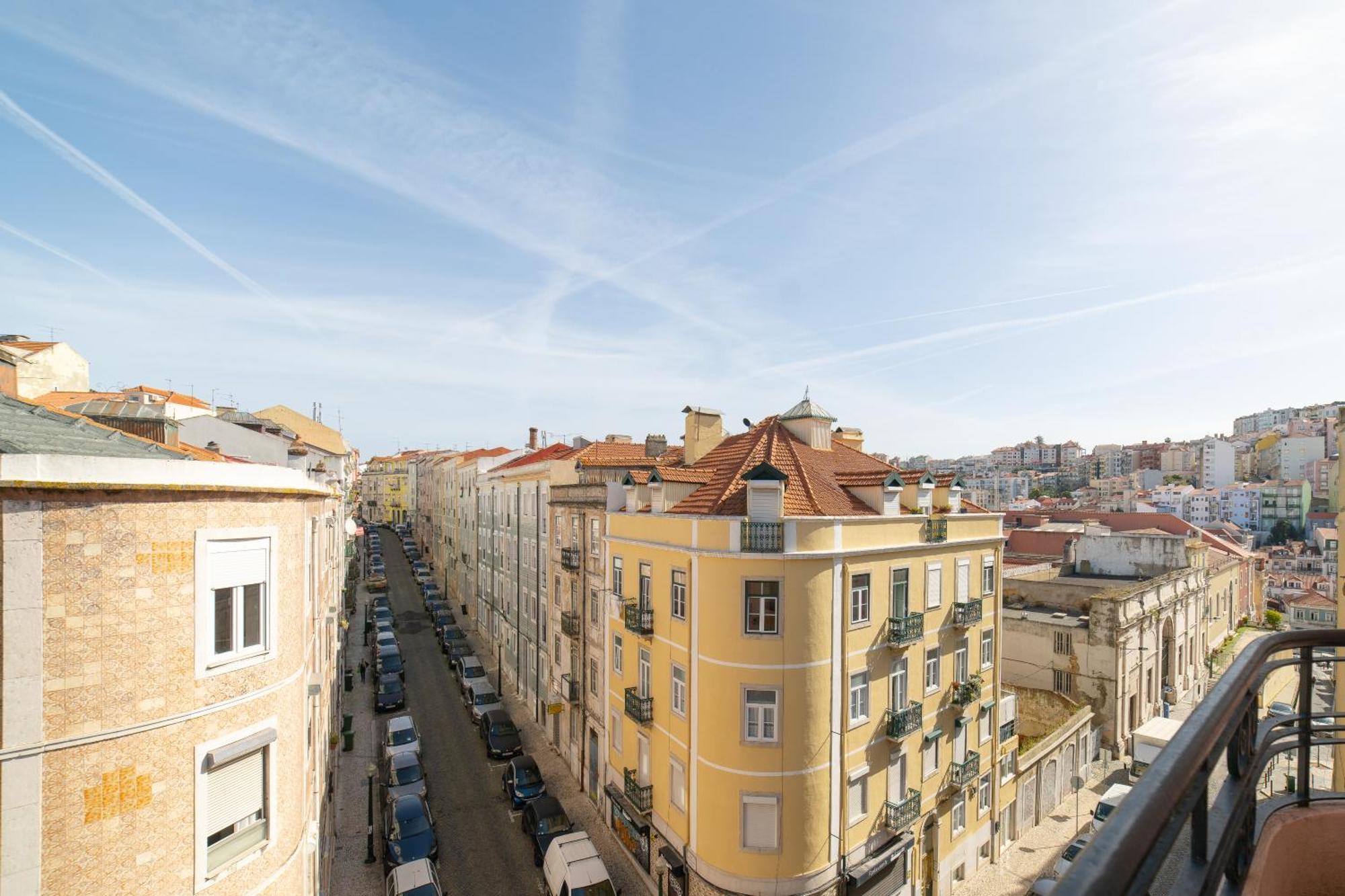 Desterro 2 - Historical Four-bedroom Apartment