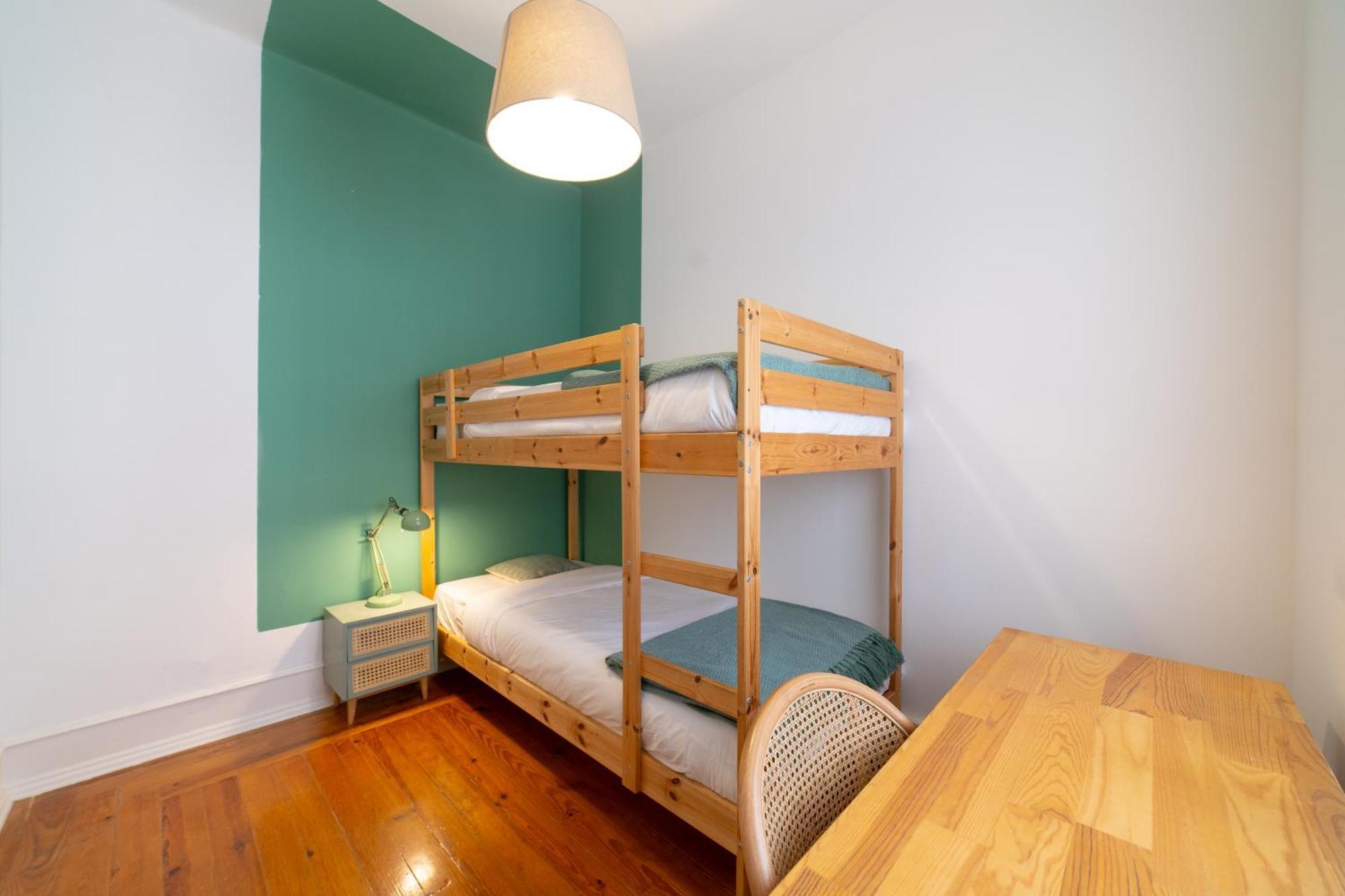 Apartment Desterro 2 - Historical Four-bedroom *