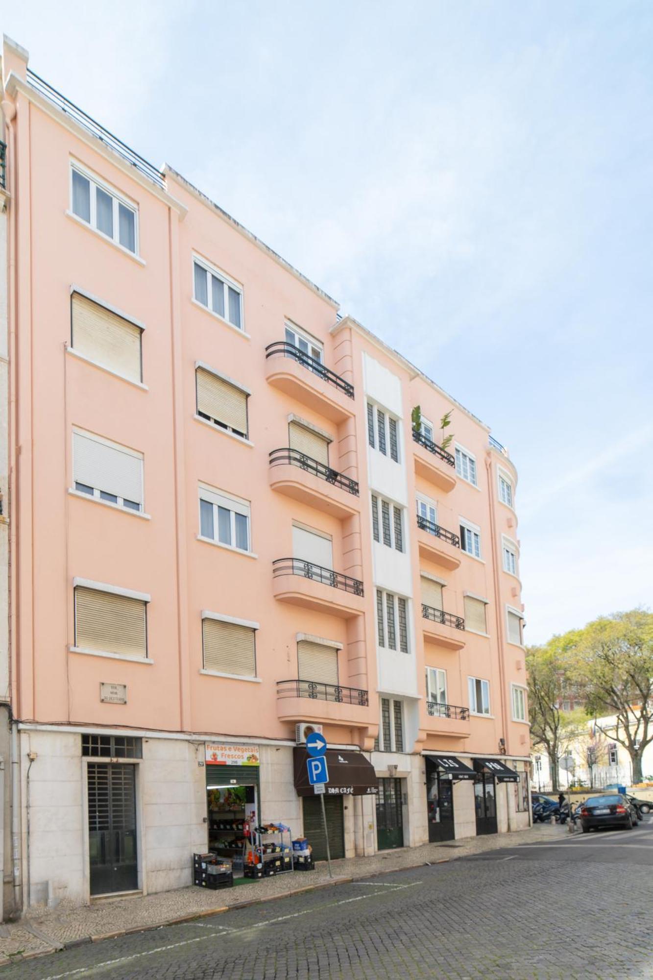 Desterro 2 - Historical Four-bedroom * Lisbon